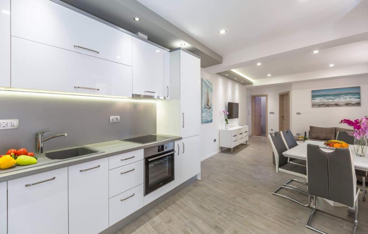 Apartman Dva Макарська Екстер'єр фото