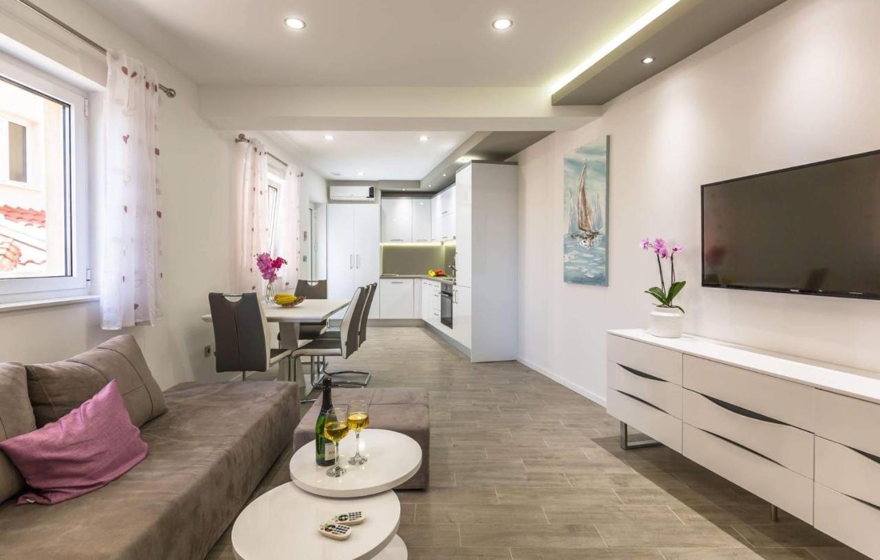 Apartman Dva Макарська Екстер'єр фото