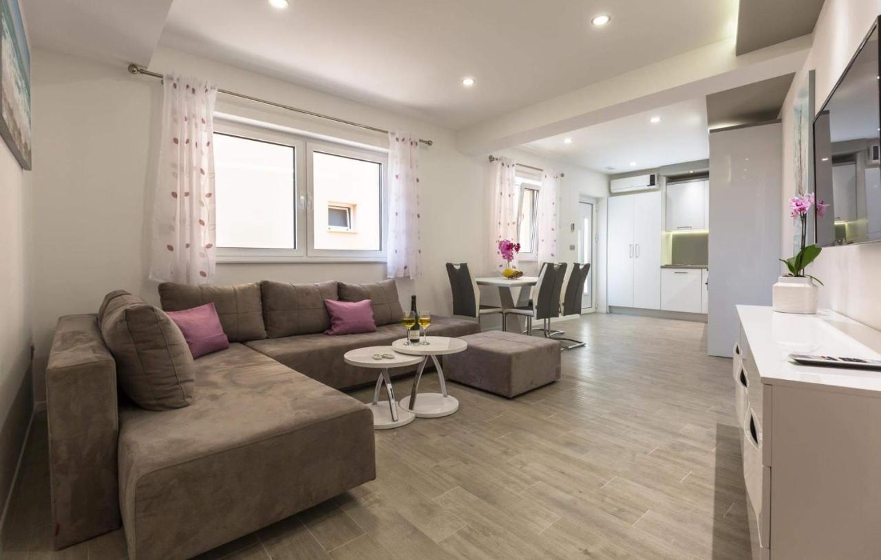 Apartman Dva Макарська Екстер'єр фото